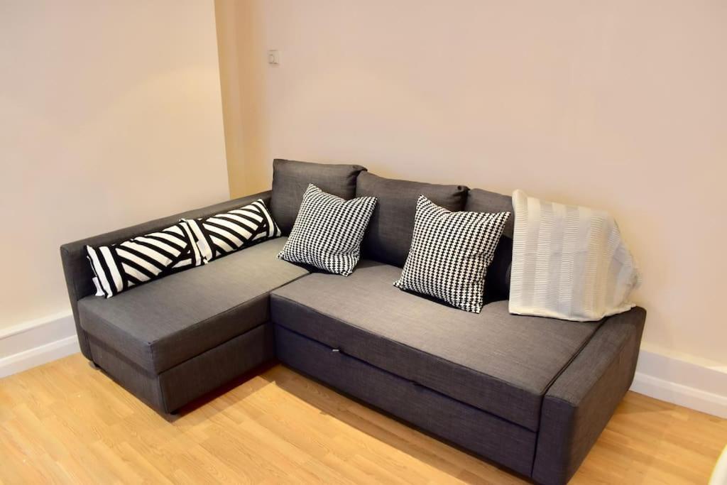 Cosy 1 Bedroom Flat Near The London Eye Dış mekan fotoğraf